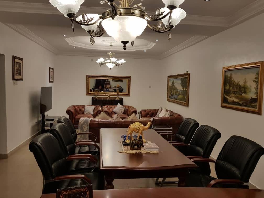 Apartment Royale Hotel & Suite Lagos Luaran gambar