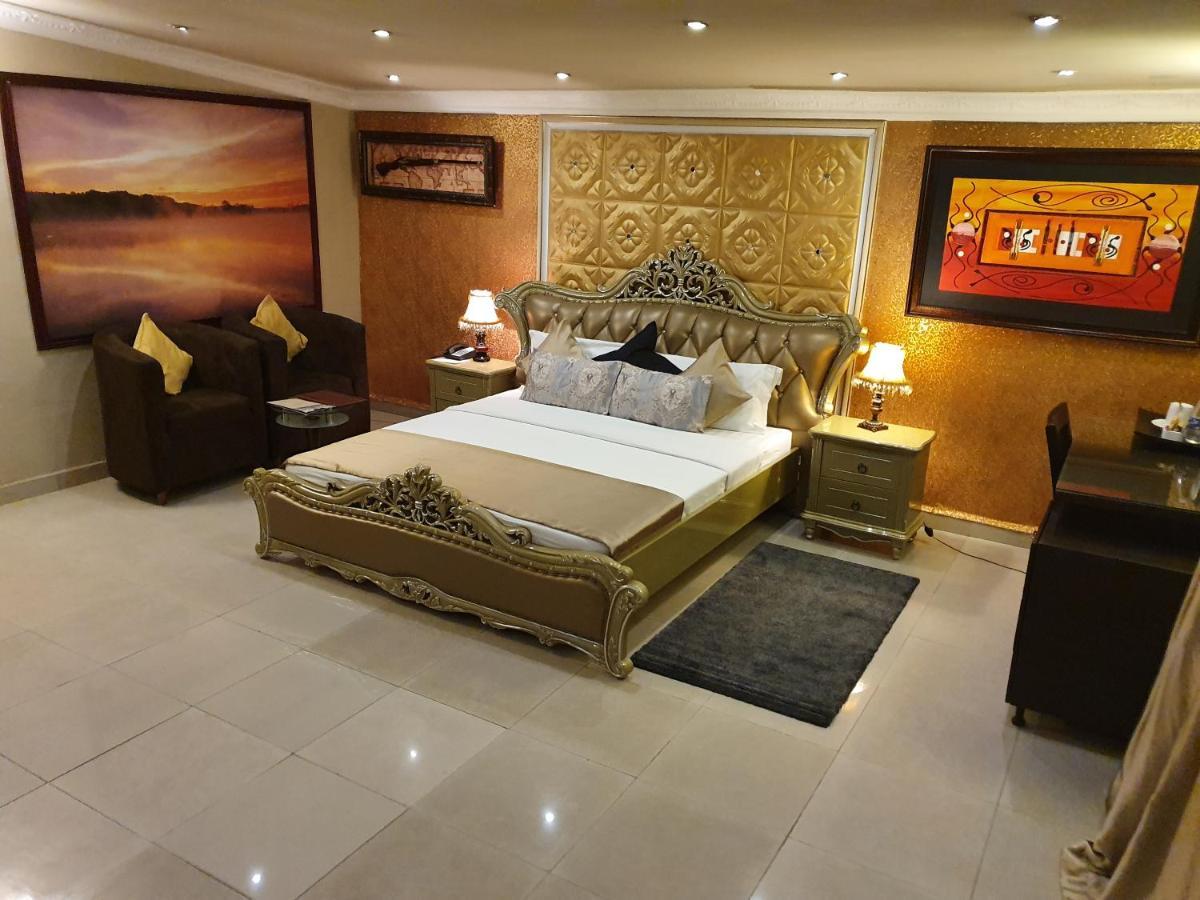 Apartment Royale Hotel & Suite Lagos Luaran gambar