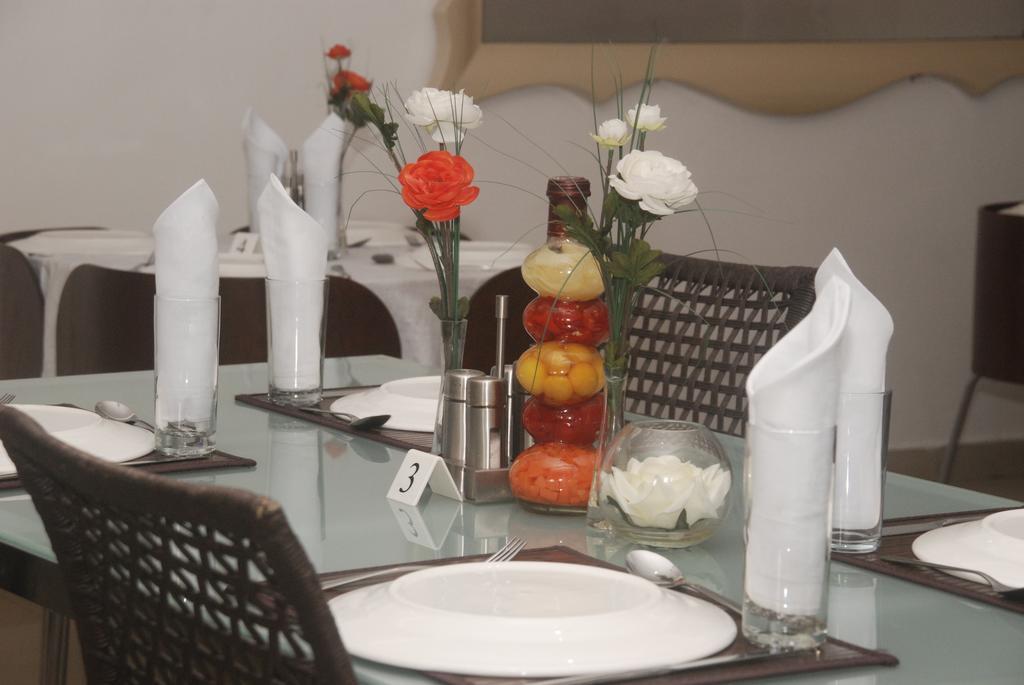 Apartment Royale Hotel & Suite Lagos Luaran gambar