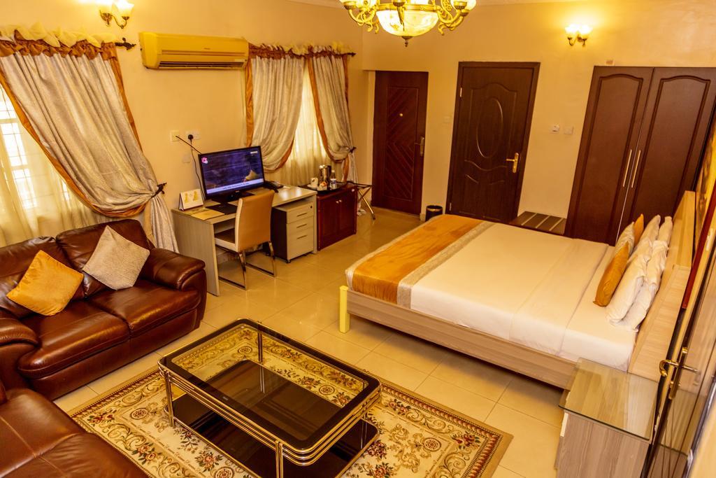 Apartment Royale Hotel & Suite Lagos Luaran gambar