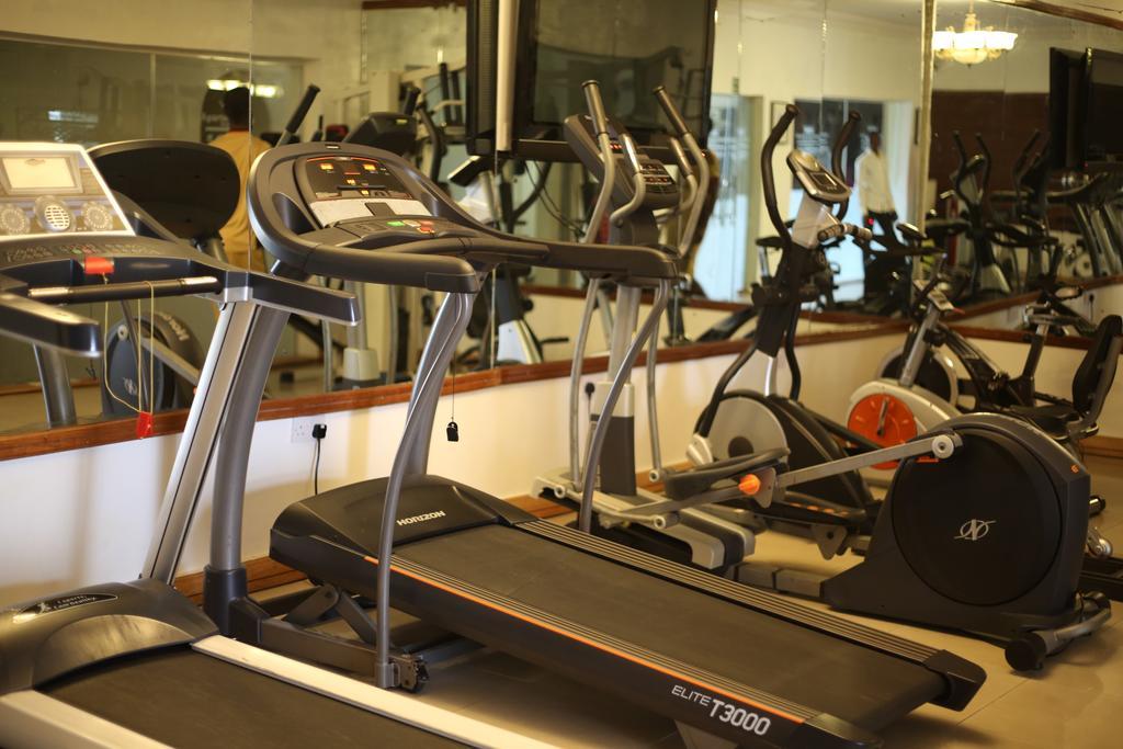 Apartment Royale Hotel & Suite Lagos Luaran gambar